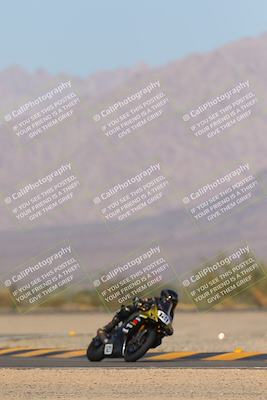 media/Dec-09-2023-SoCal Trackdays (Sat) [[76a8ac2686]]/Turn 4 Set 1 (1120am)/